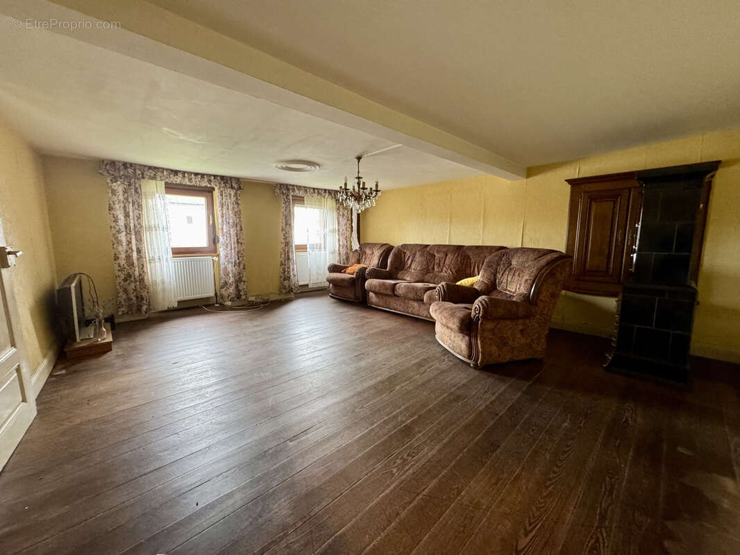 Maison à VOELLERDINGEN