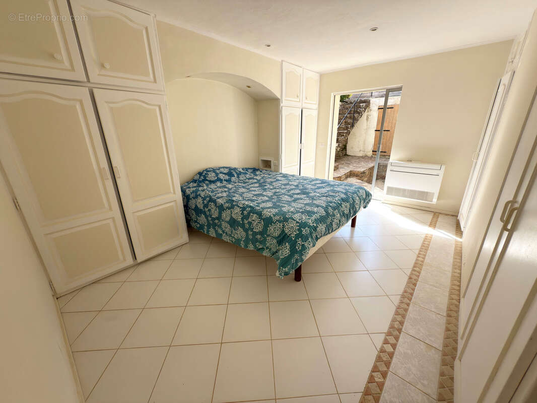 Maison à PLAN-DE-LA-TOUR