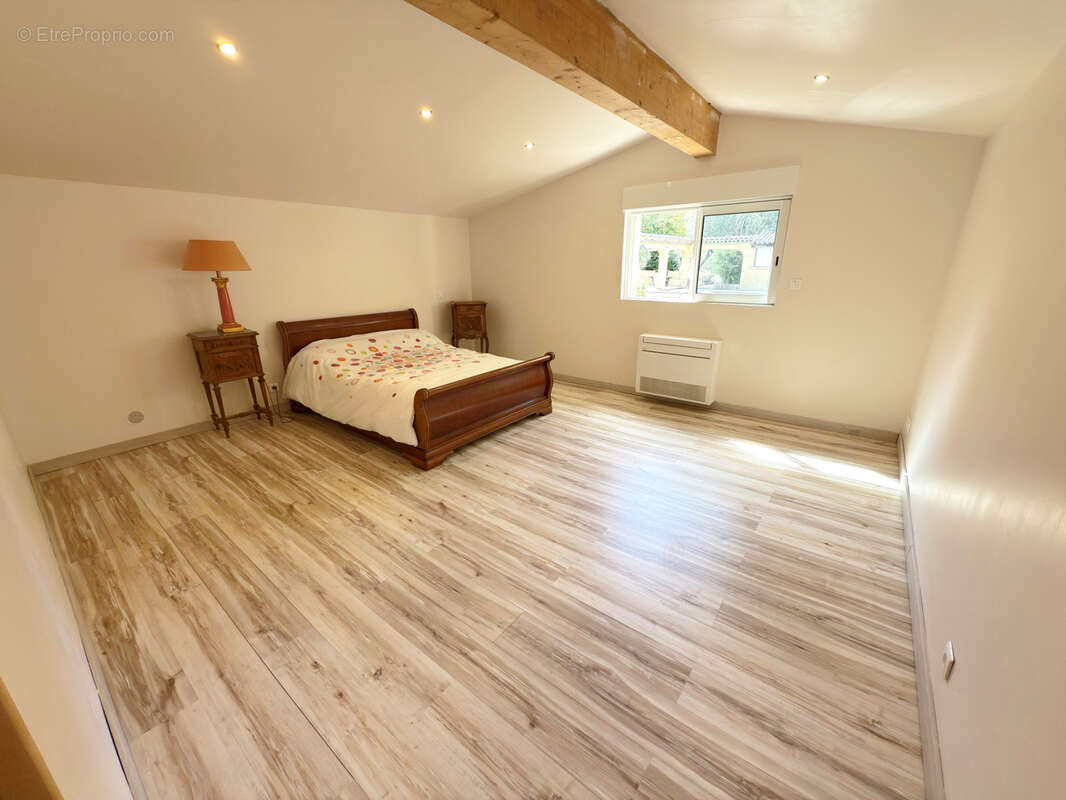 Maison à PLAN-DE-LA-TOUR