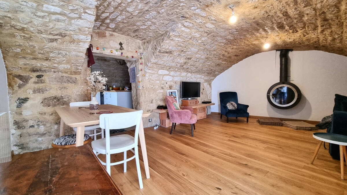 Maison à MONTFERRIER-SUR-LEZ