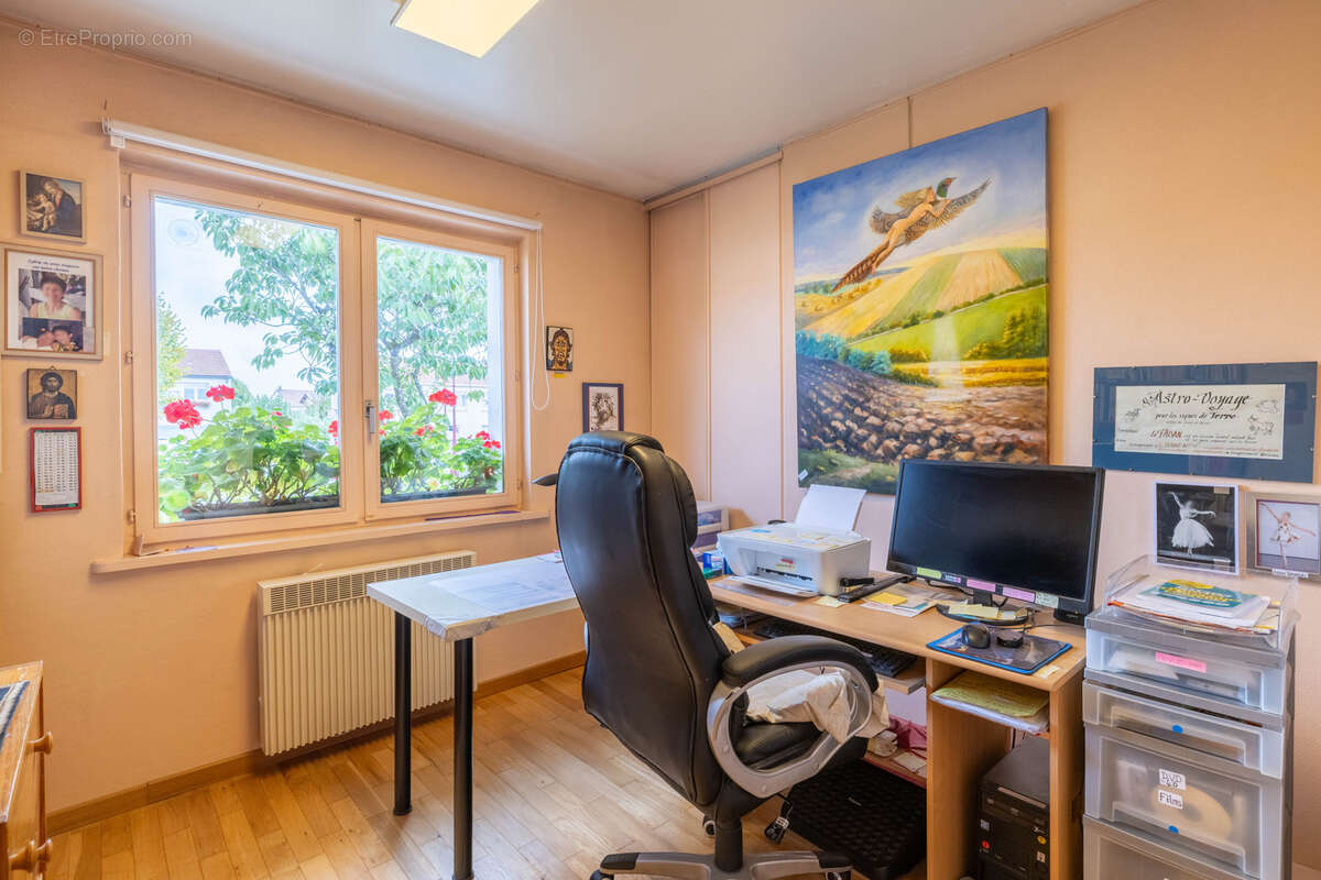 Maison à SAINT-PRIVAT-LA-MONTAGNE