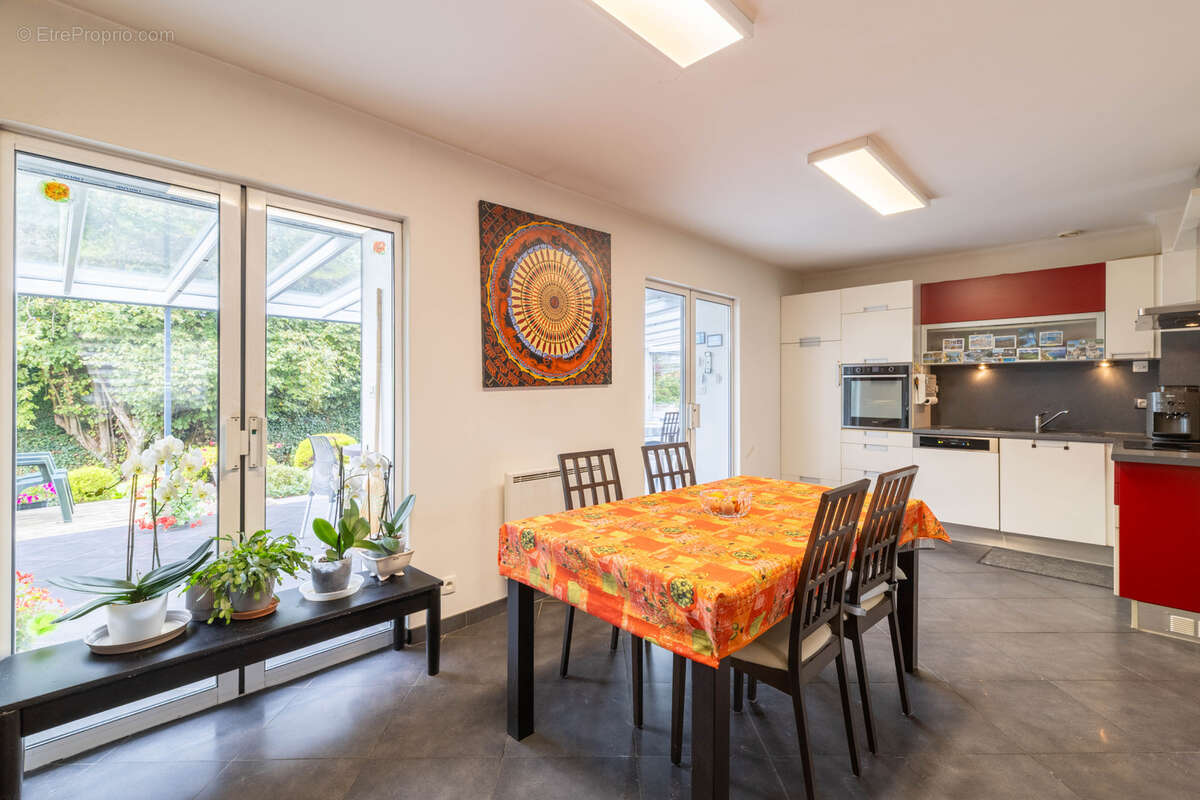 Maison à SAINT-PRIVAT-LA-MONTAGNE