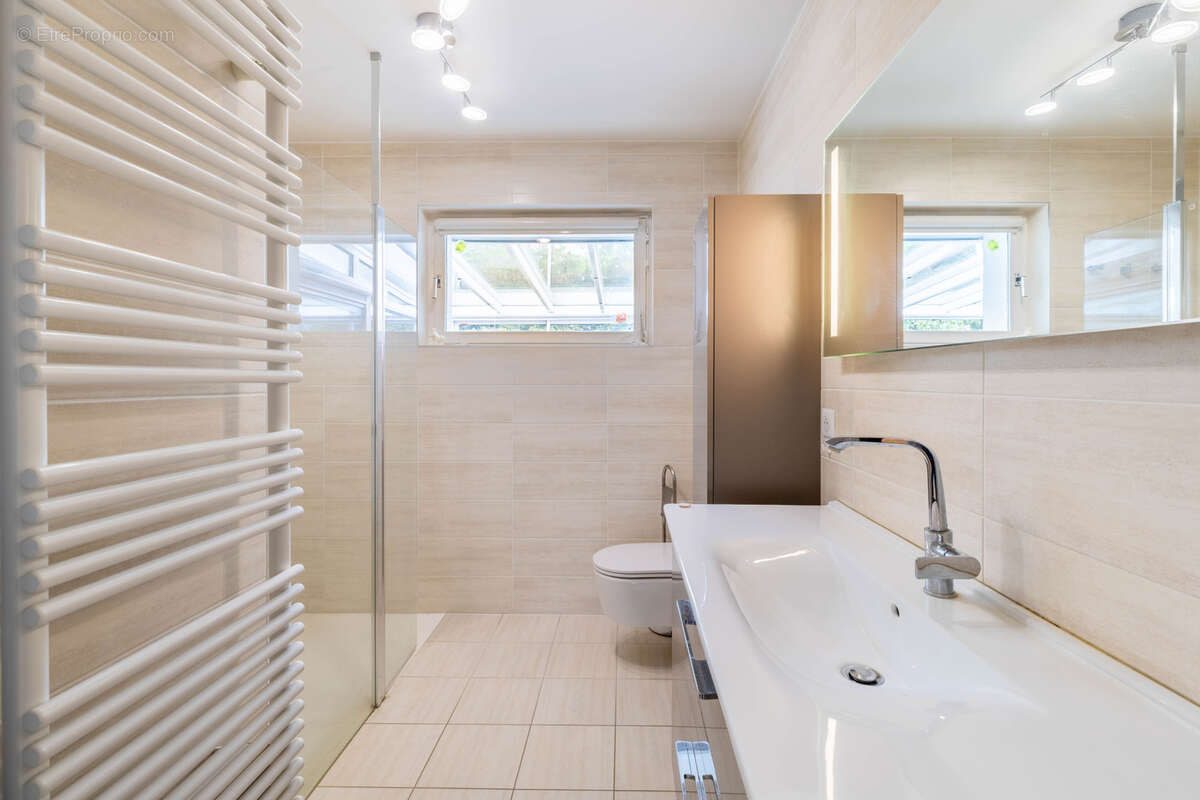 Maison à SAINT-PRIVAT-LA-MONTAGNE