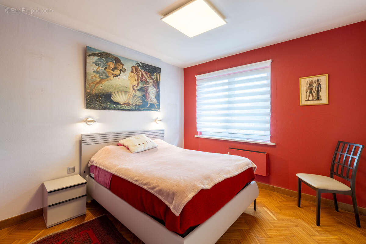 Maison à SAINT-PRIVAT-LA-MONTAGNE