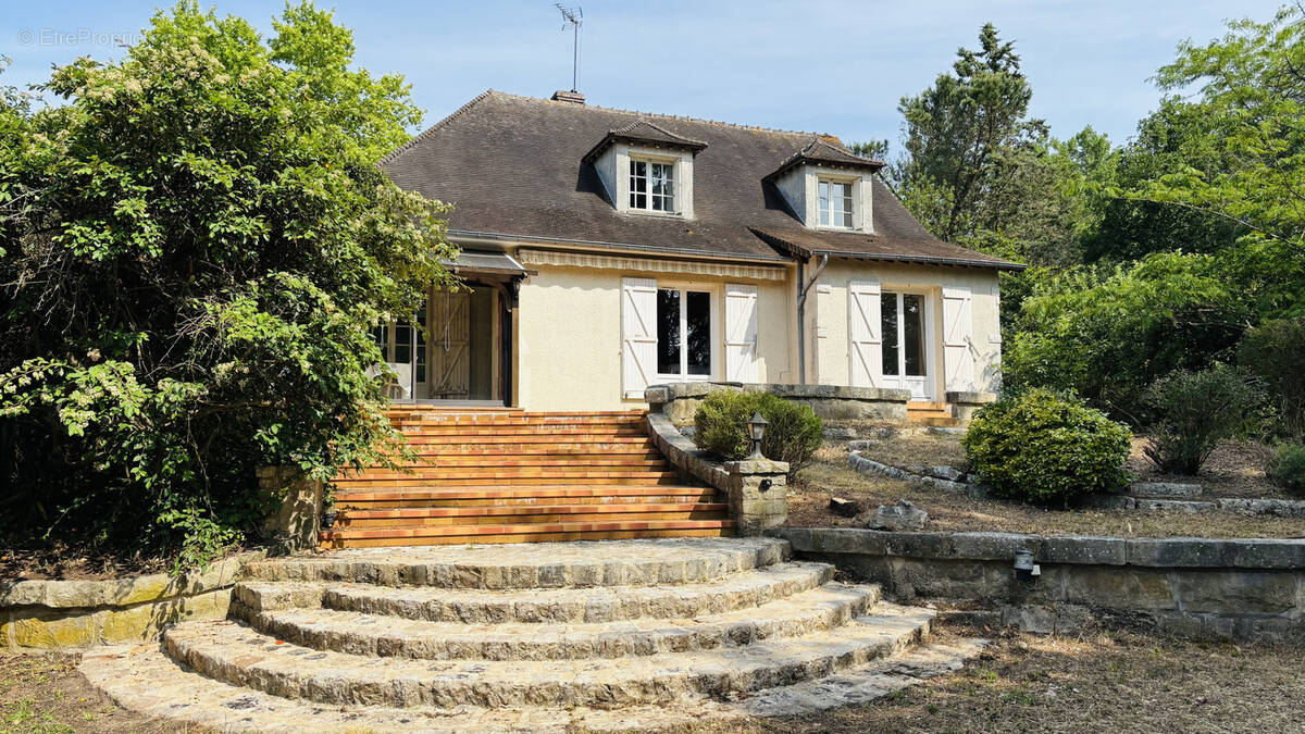 Maison à PEZOU