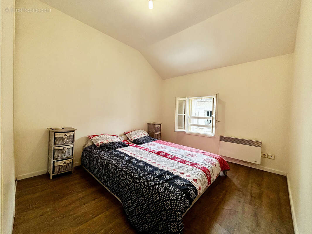 Appartement à COUTRAS