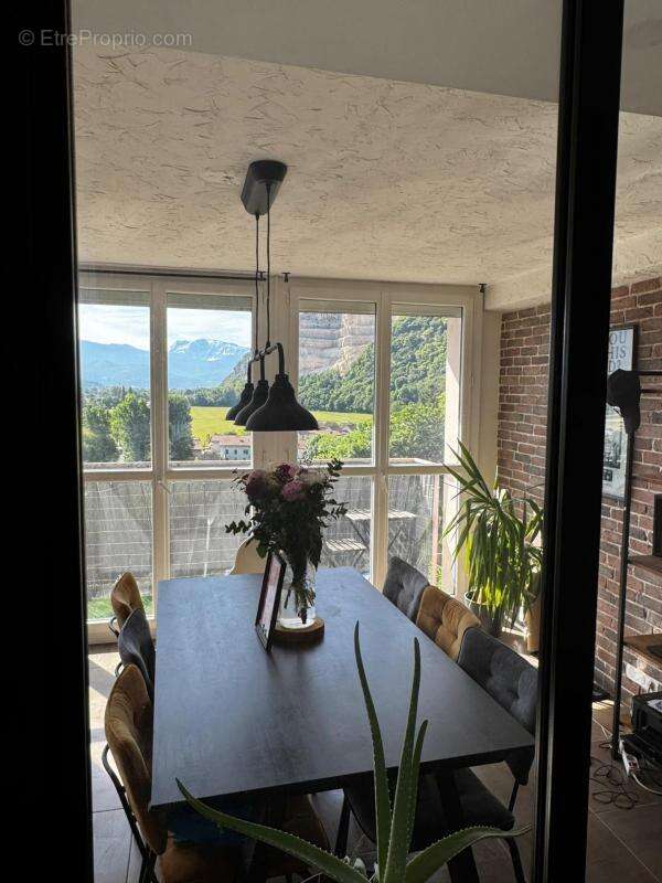 Appartement à NOYAREY