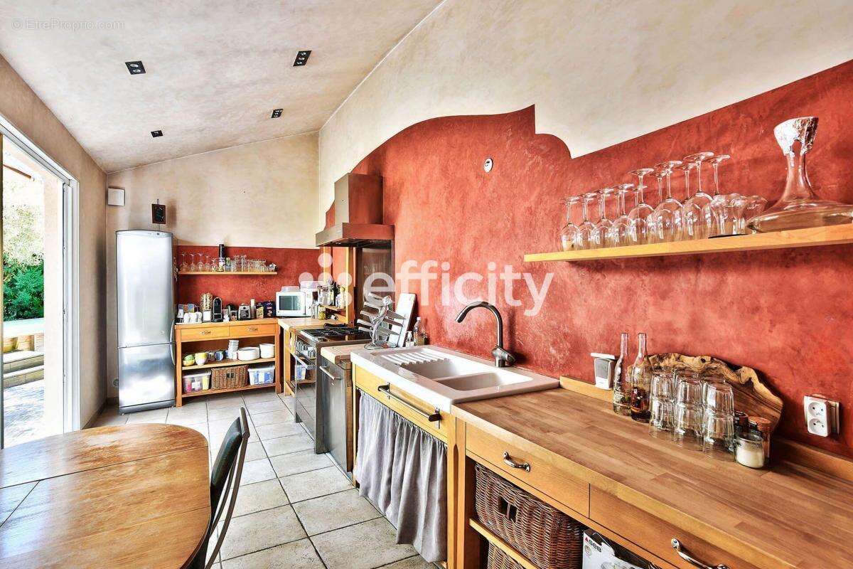 Maison à SOUCIEU-EN-JARREST