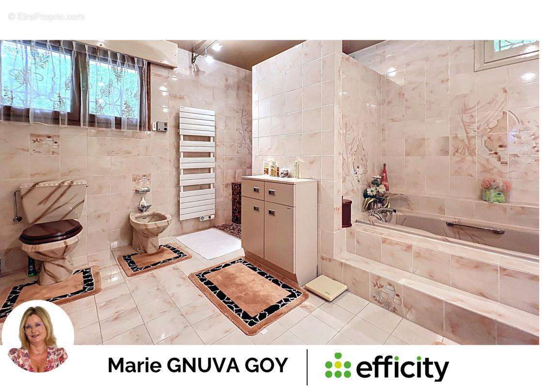 Maison à CHATILLON-SUR-CLUSES