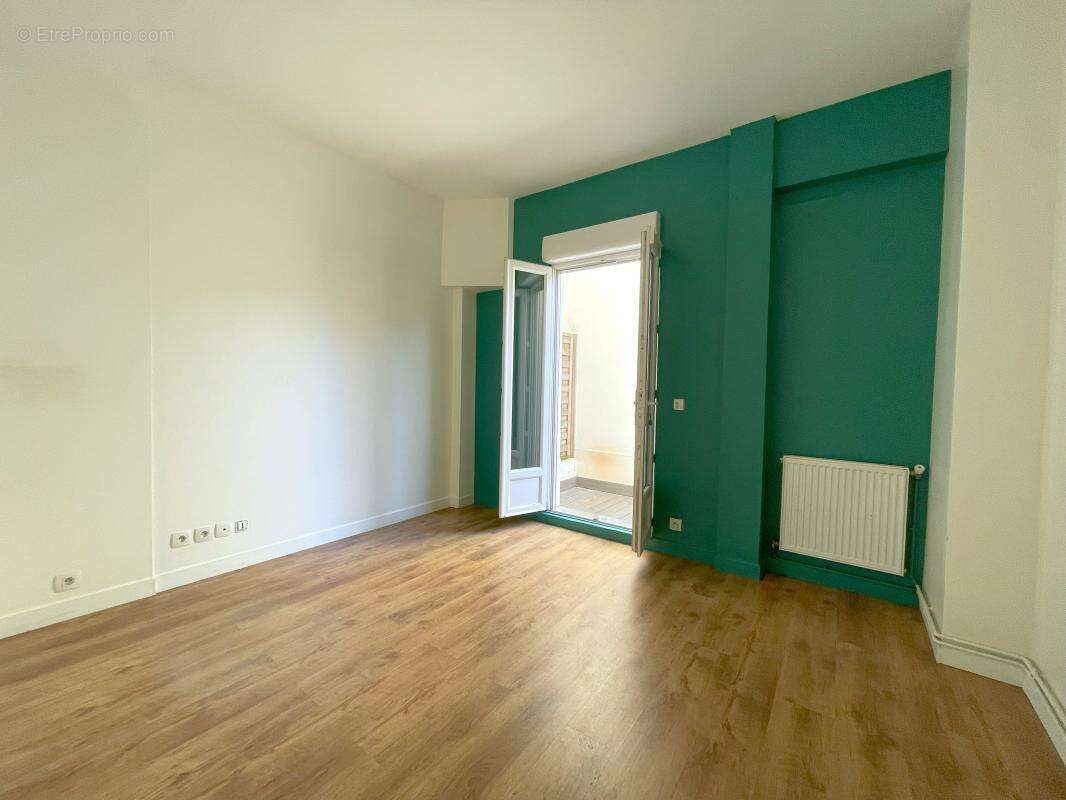 Commerce à BOIS-COLOMBES