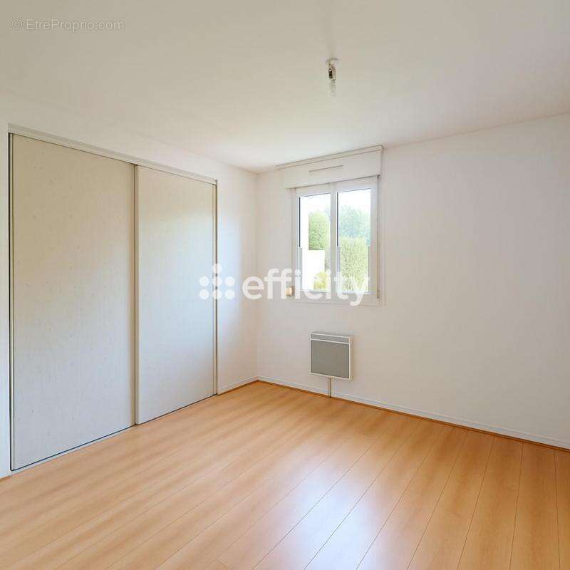 Maison à MIGNALOUX-BEAUVOIR