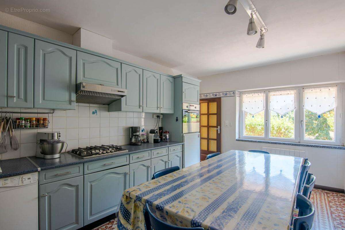 Maison à ALLEGRE-LES-FUMADES