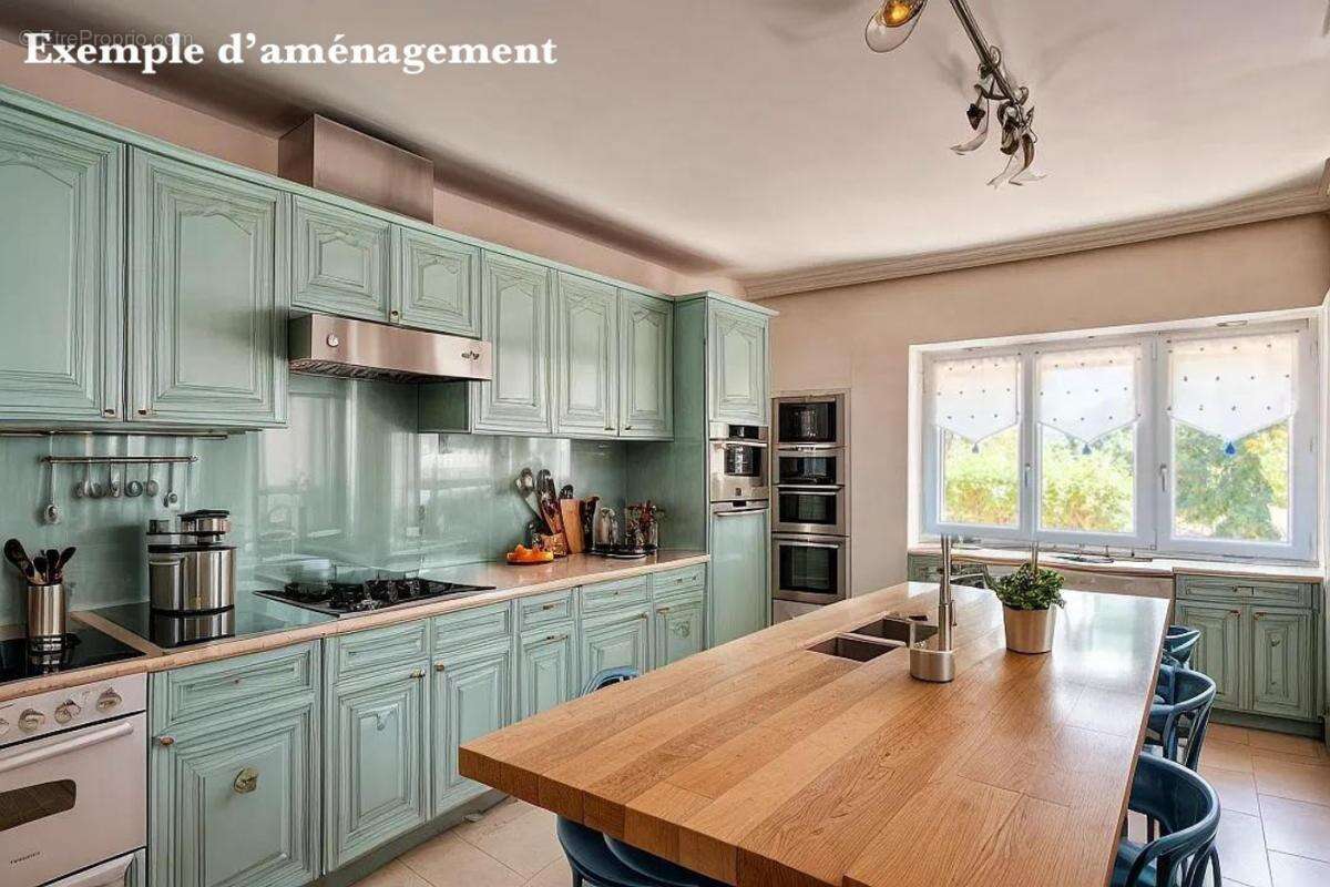 Maison à ALLEGRE-LES-FUMADES