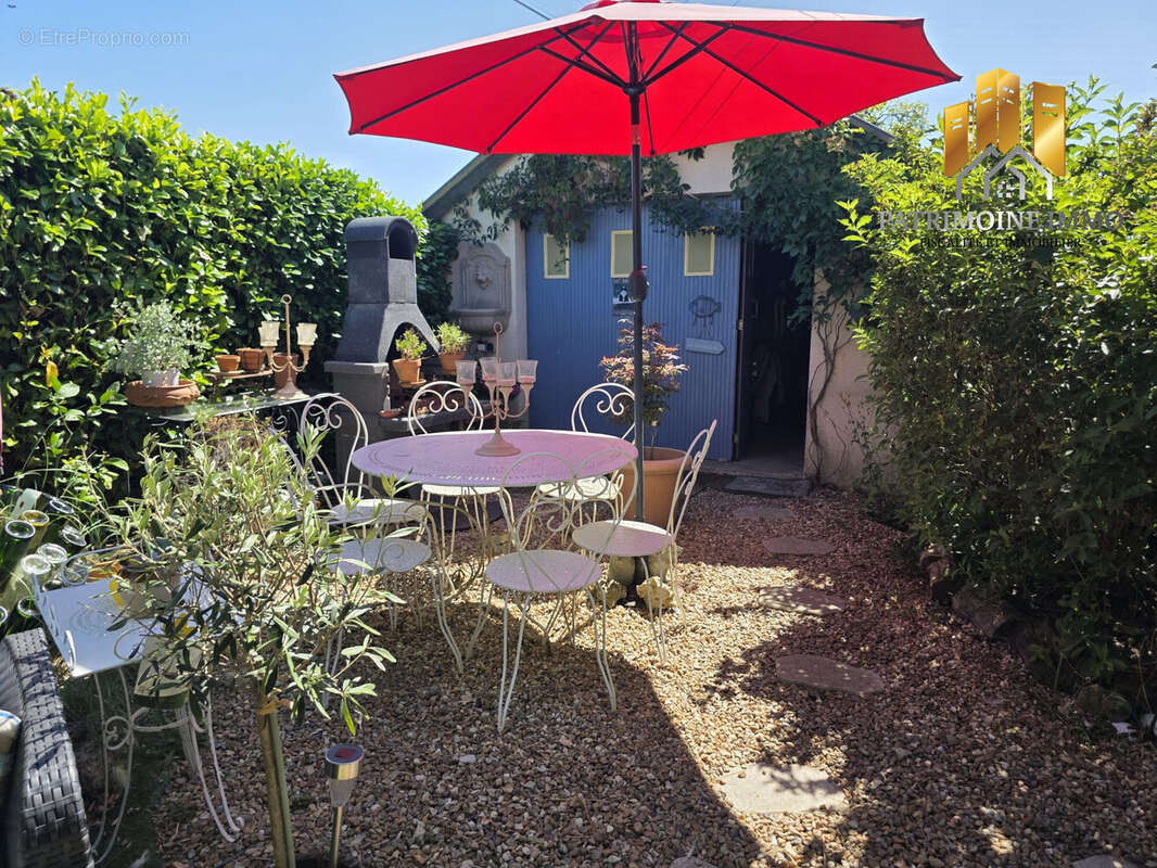 Maison à BEAUMONT-SUR-DEME