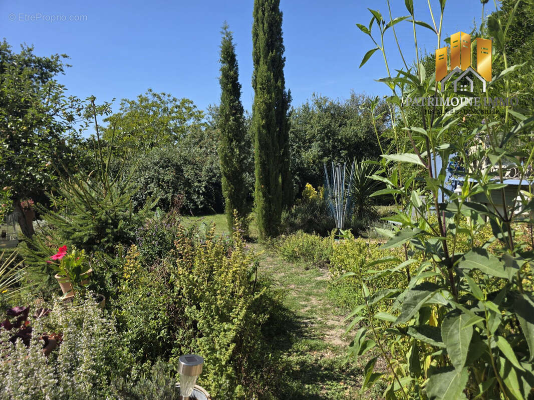Maison à BEAUMONT-SUR-DEME