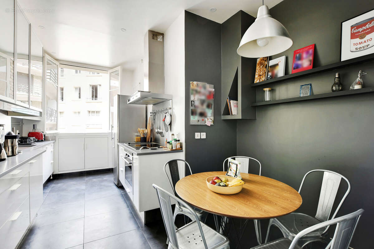 Appartement à PARIS-17E