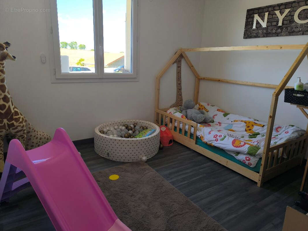 Maison à VALENCOGNE