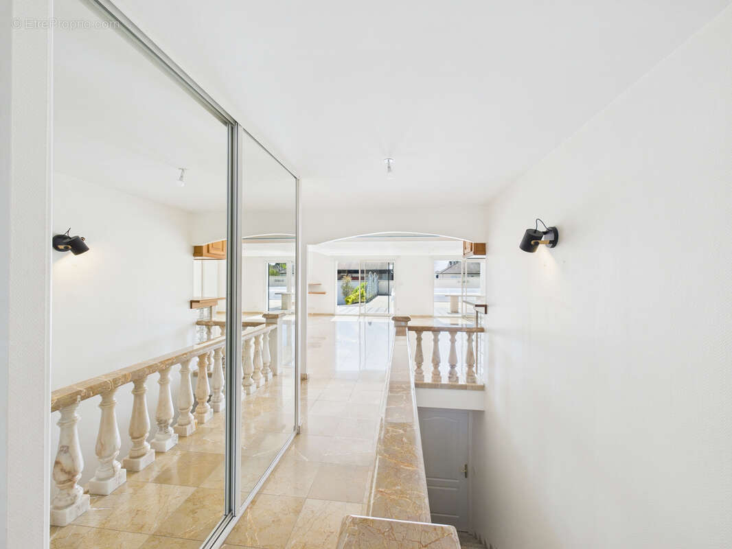 Maison à SAINT-MESMIN