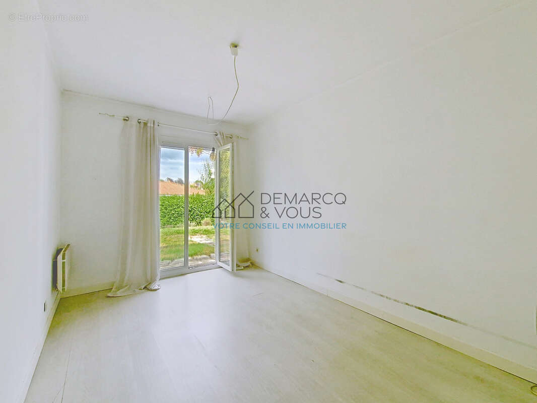 Maison à SAINT-GENIS-LAVAL