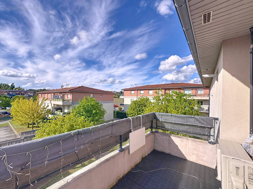 Appartement à GRAND-CHARMONT