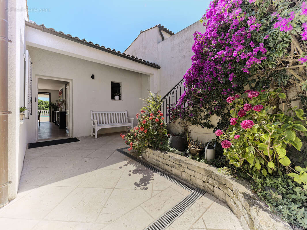 Maison à VILLENEUVE-LOUBET