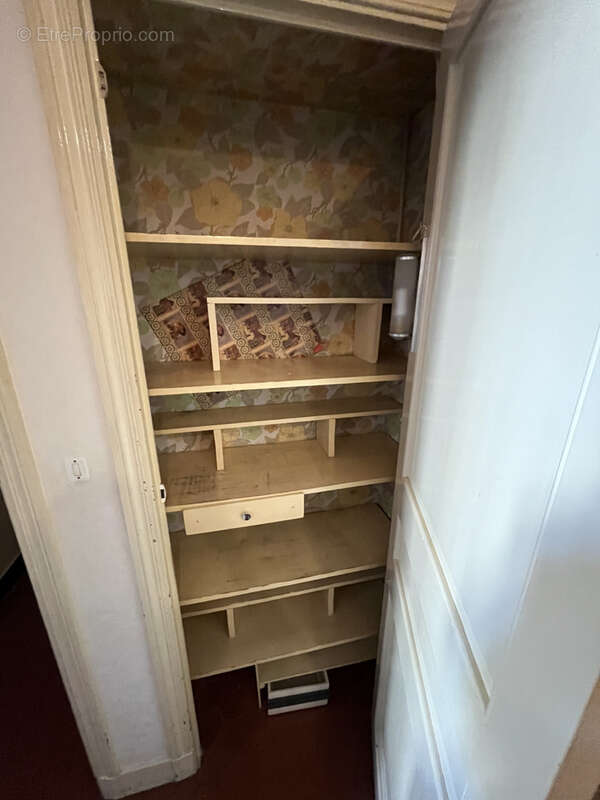 Appartement à MARSEILLE-6E