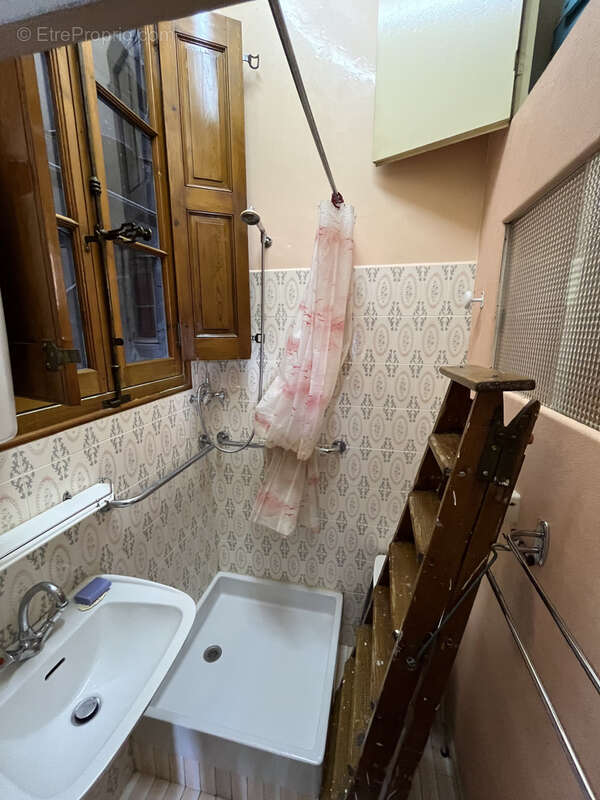 Appartement à MARSEILLE-6E