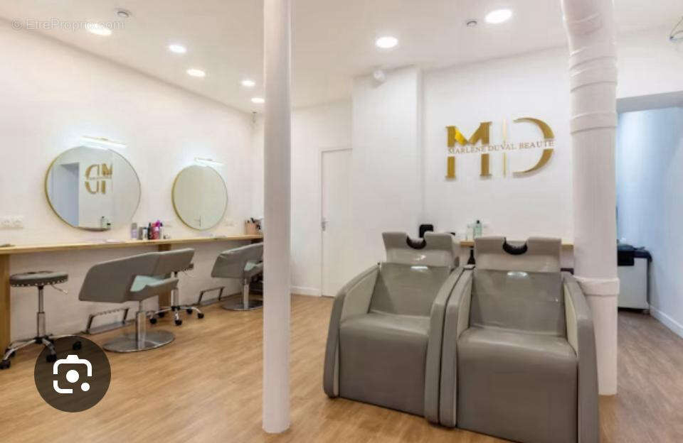 Commerce à PARIS-17E