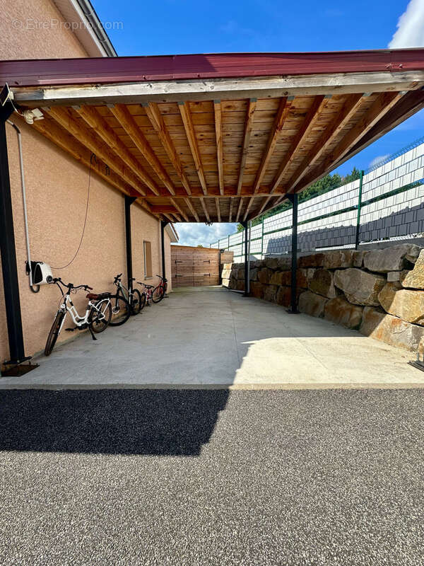 Maison à SAINTE-SIGOLENE