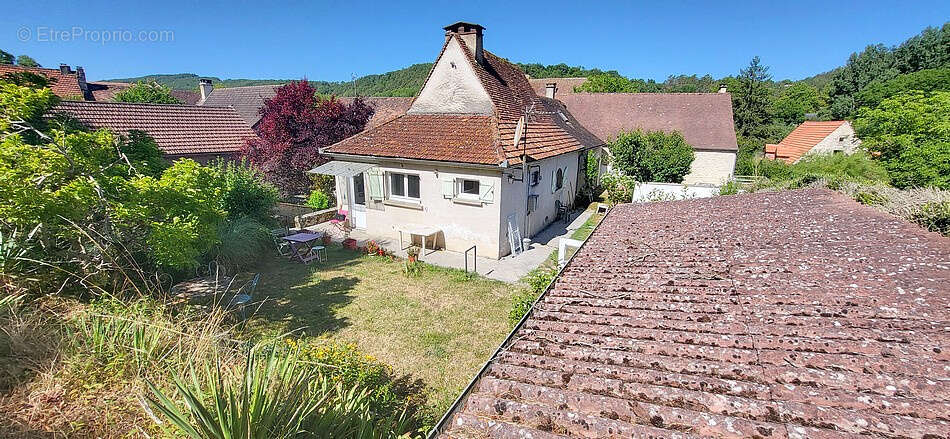 Maison à SAINT-CHAMARAND