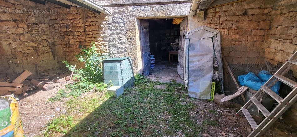 Maison à SAINT-CHAMARAND