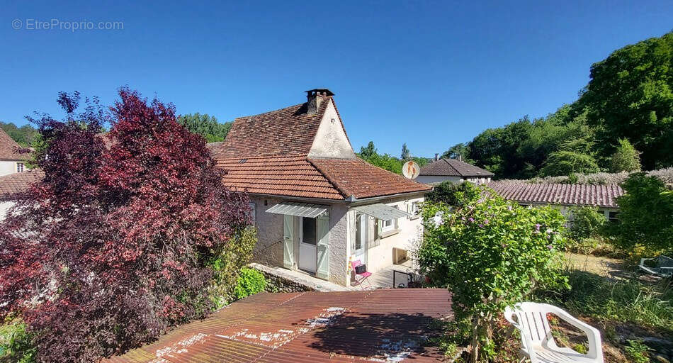 Maison à SAINT-CHAMARAND