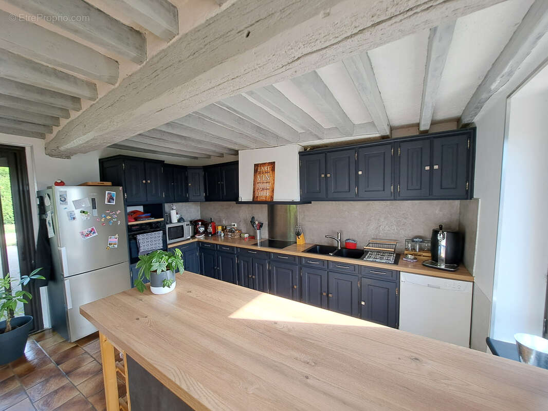 Maison à PONT-SUR-YONNE