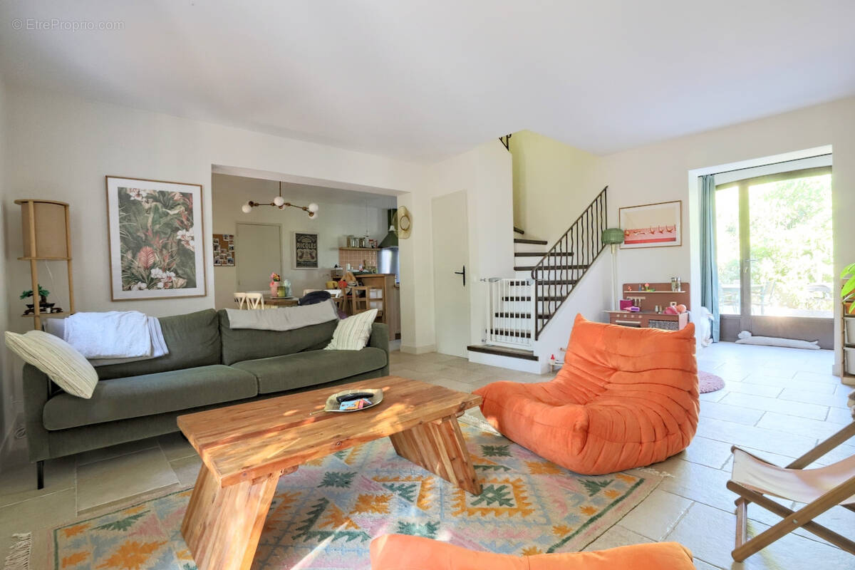 Maison à SOLLIES-PONT