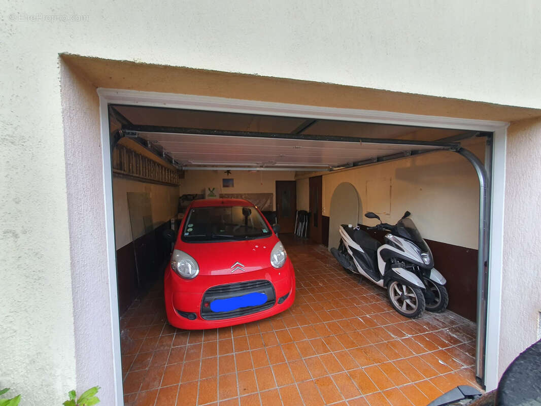 Maison à PARAY-VIEILLE-POSTE