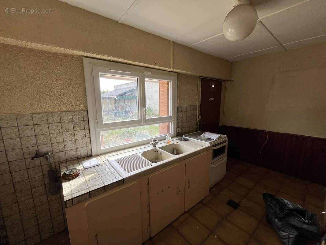 Maison à PARAY-VIEILLE-POSTE