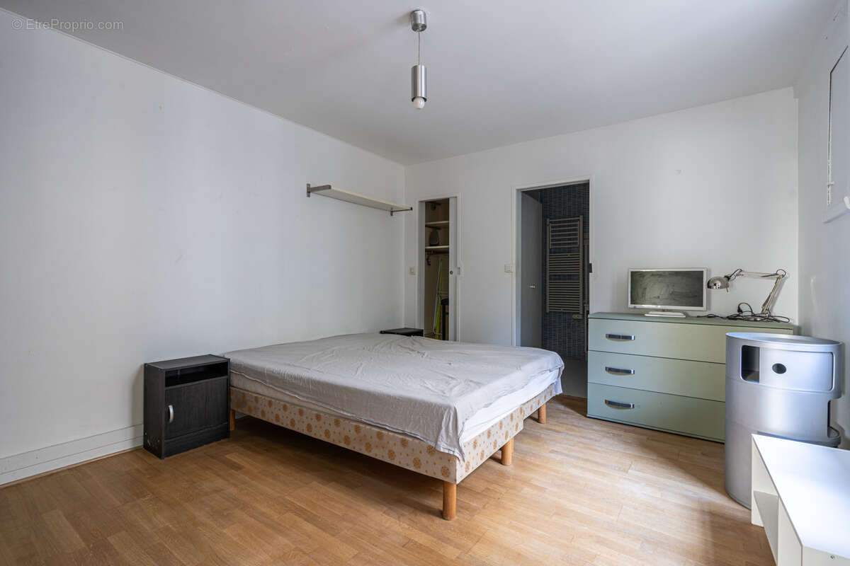Appartement à PARIS-19E