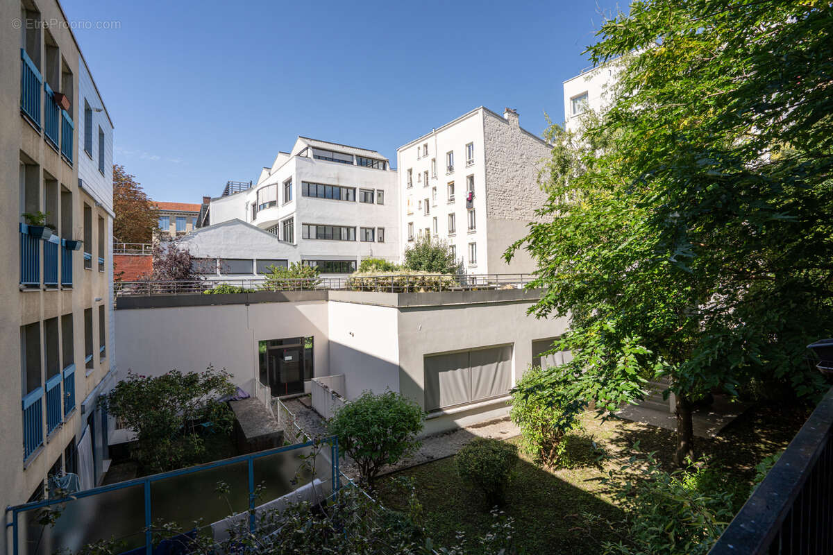 Appartement à PARIS-19E