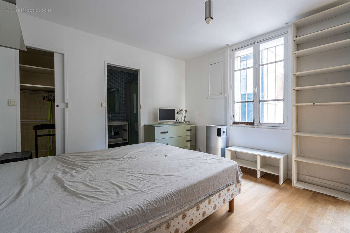 Appartement à PARIS-19E