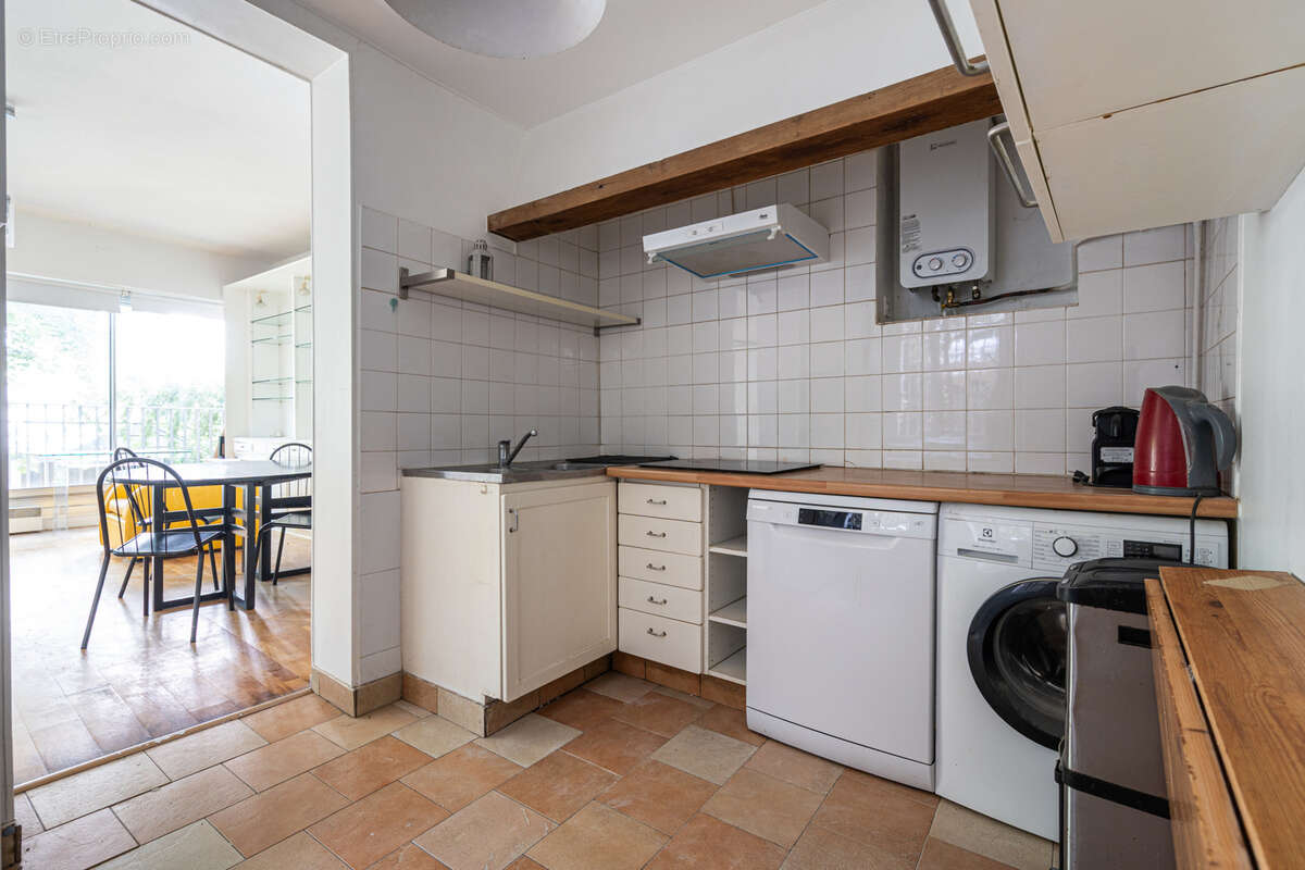 Appartement à PARIS-19E