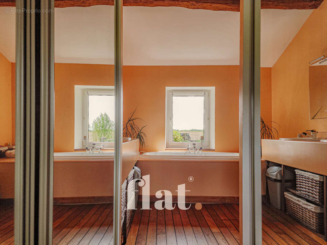 Maison à AIGREFEUILLE-SUR-MAINE