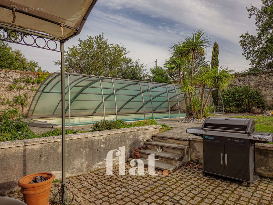 Maison à AIGREFEUILLE-SUR-MAINE