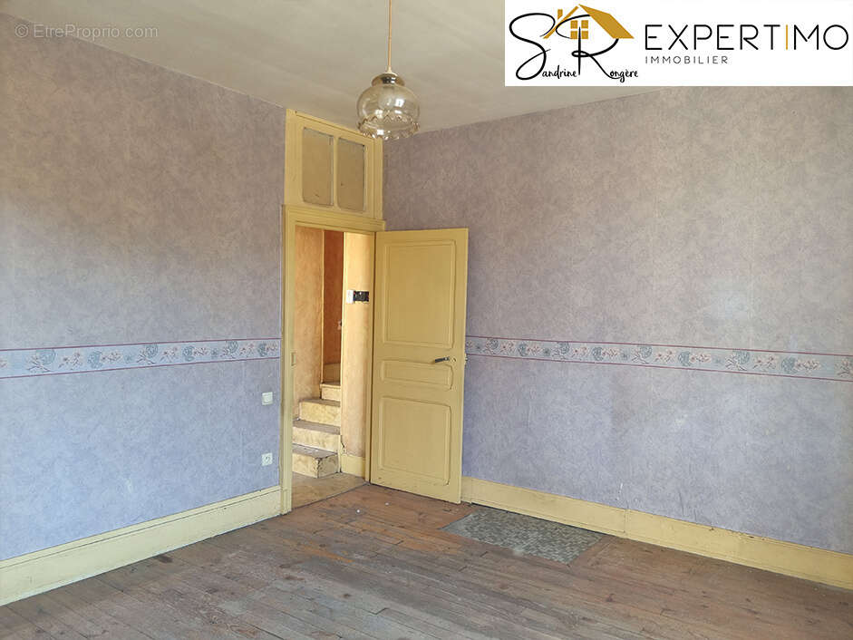 Appartement à SAINT-ELOY-LES-MINES