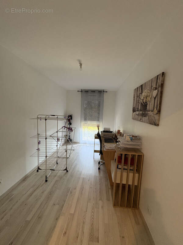 Appartement à BUCHERES