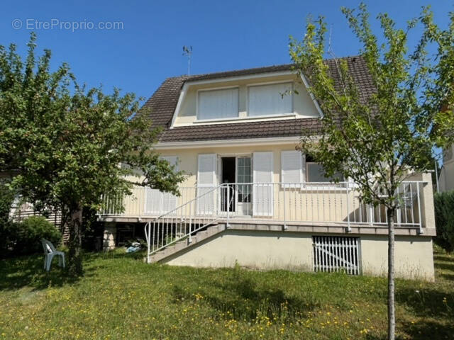 Maison à BEAUMONT-SUR-OISE