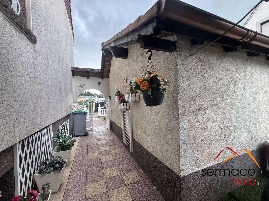 Maison à FOLSCHVILLER