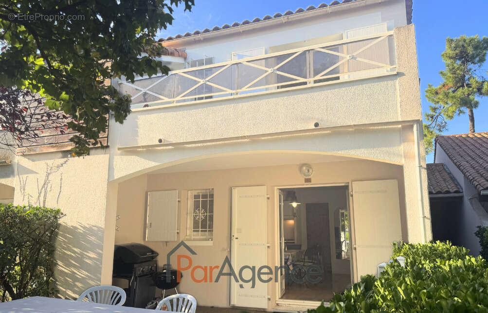 Maison à SAINT-PALAIS-SUR-MER