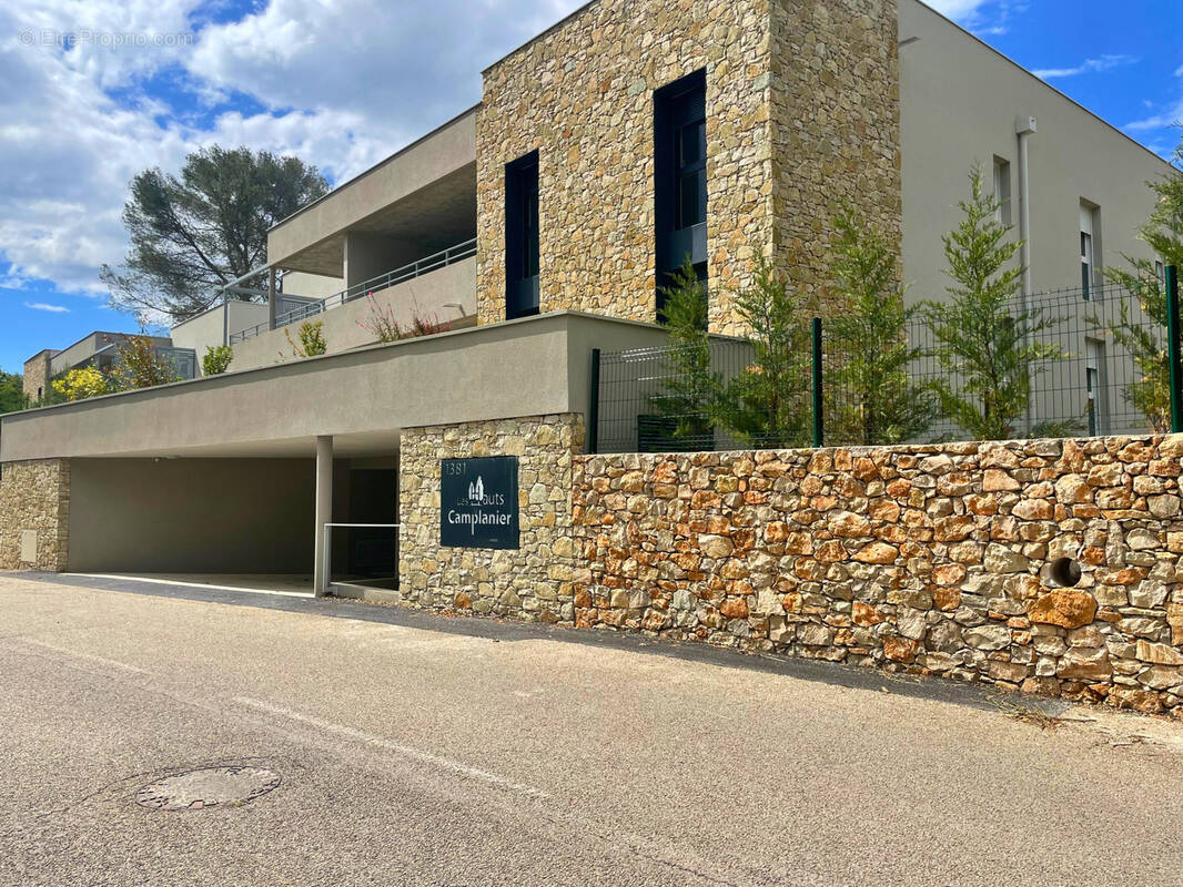 Appartement à NIMES