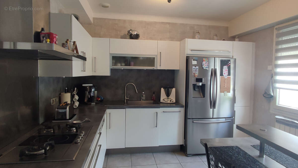 Maison à MONTAIGU-DE-QUERCY