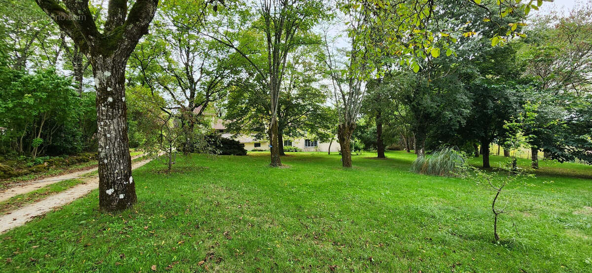 Maison à LAMONZIE-MONTASTRUC